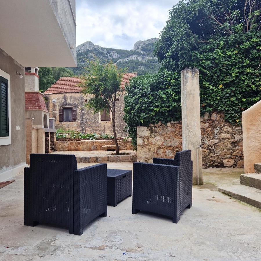 Kuca Za Odmor Dobrila Jelsa (Hvar) Exterior foto