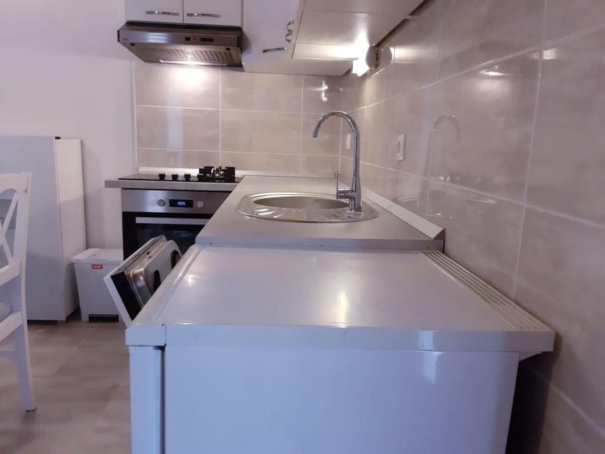 Kuca Za Odmor Dobrila Jelsa (Hvar) Exterior foto