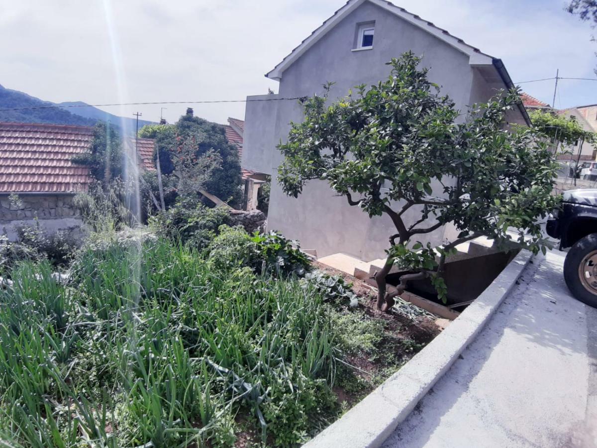 Kuca Za Odmor Dobrila Jelsa (Hvar) Exterior foto